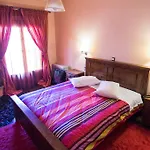 Archontiko Velousi Konukevi 3*