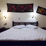 Archontiko Velousi 3* Pantévgeni
