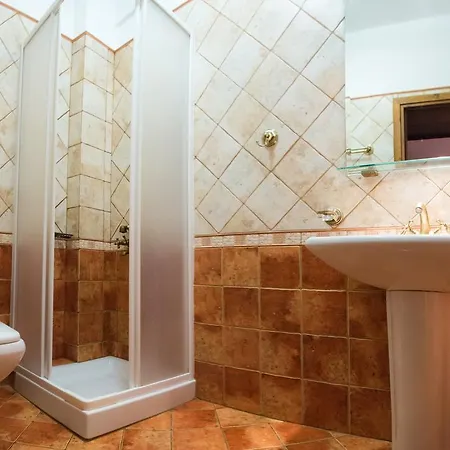 Archontiko Velousi 3*