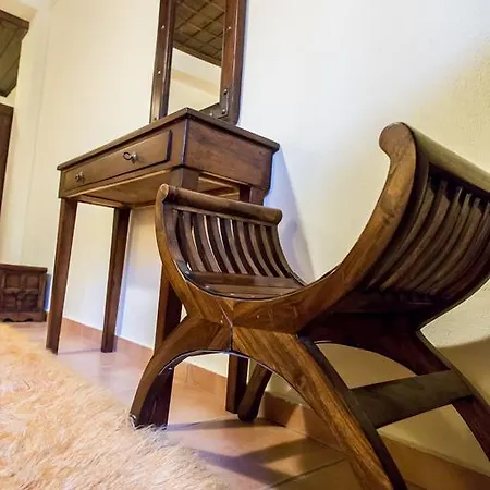 Archontiko Velousi 3*