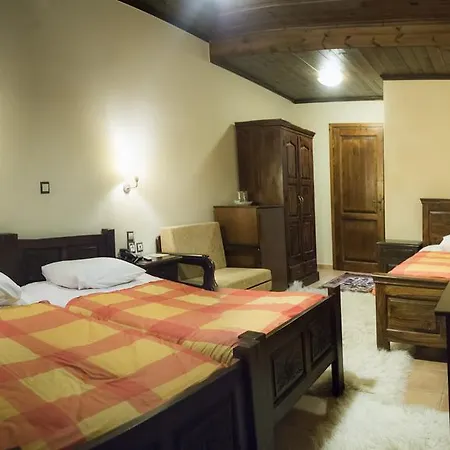 Archontiko Velousi بيت ضيافة Pantévgeni