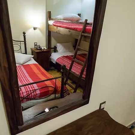 Pensiune Archontiko Velousi Pantévgeni