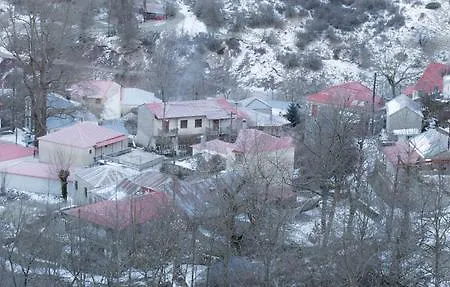 Pensiune Archontiko Velousi Pantévgeni